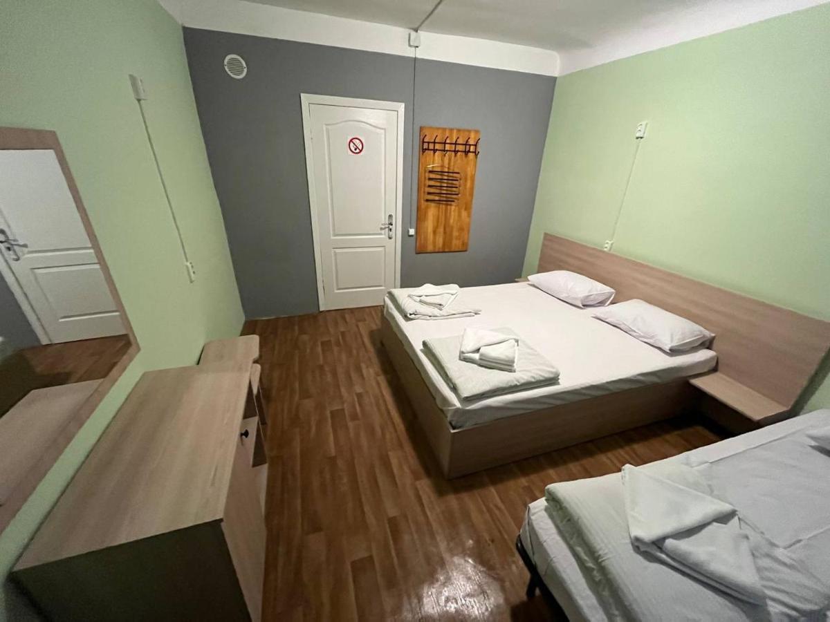 Fox Hostel Kiev Ngoại thất bức ảnh