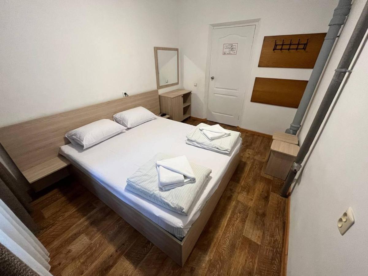 Fox Hostel Kiev Ngoại thất bức ảnh