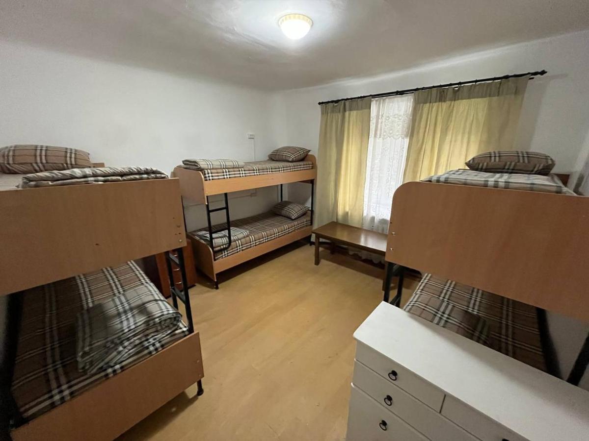 Fox Hostel Kiev Ngoại thất bức ảnh
