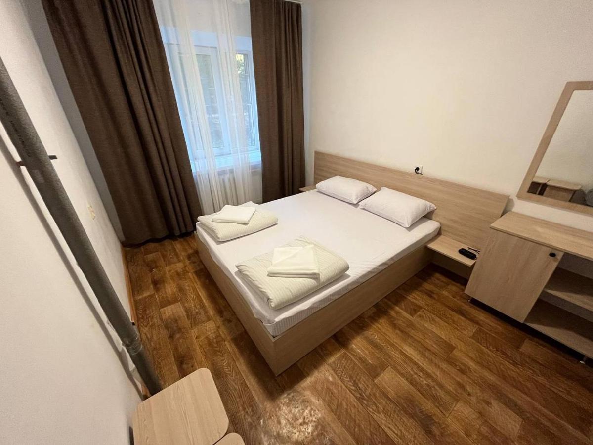 Fox Hostel Kiev Ngoại thất bức ảnh